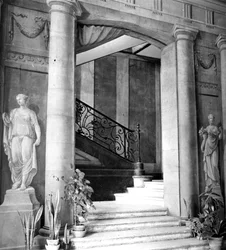 El vestíbulo de la Folie St.James, Neuilly-sur-Seine