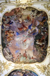 Fresco del techo de la gran galería del palacio de Schönbrunn, Alegoría marcial, Viena, Austria
, 2024 (foto)