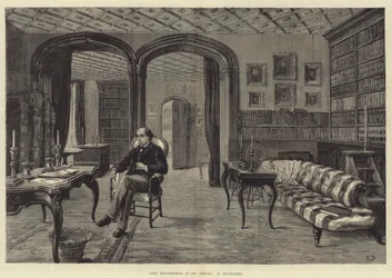 Lord Beaconsfield en su biblioteca en Hughenden