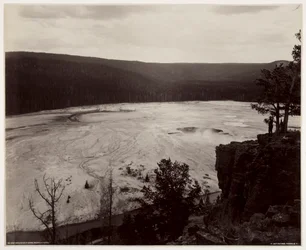 Hells Half Acre, Prismatic Springs, finales de 1880
