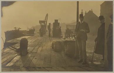 [Muelles de Whitby]