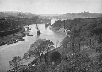Whitby, desde Larpool, c1896