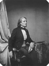Franz Liszt, compositor y pianista húngaro, c1860
