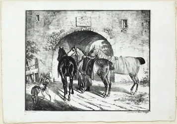 Tres caballos junto al paso del portón