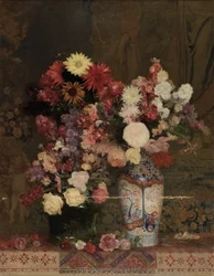 Flores de otoño con jarrón