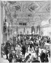 Inauguración del Hotel de Ville de París el 14 de julio de 1882, reconstruido después del incendio de 1871: vista de la sala del Consejo de la Ciudad a la llegada del presidente Jules Grévy (1807-1891). Grabado de De Haenen y Dosso en “El Mundo Ilustrado” 