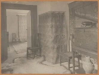Mansión Kelmscott: Pasadizo a la habitación con paneles