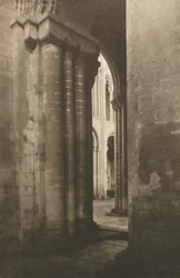 Trabajo de cámara: Catedral de Ely: Un recuerdo de los normandos, 1903