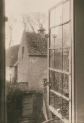 Desde una ventana en Kelmscott Manor, 1896