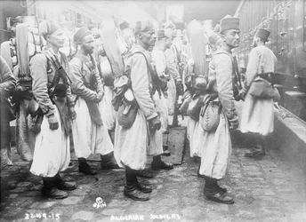 Soldados argelinos, 1914-15