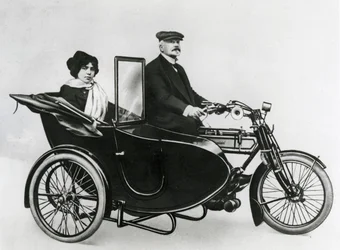 Jouve & Co. side car, 1914