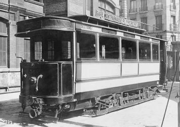Tranvía en París, c.1900