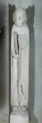 Un rey, posiblemente Salomón, de la fachada oeste de Notre-Dame de Corbeil, Essonne