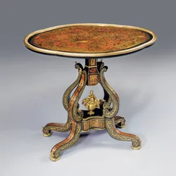 Mesa ocasional "Boulle" de Napoleón III, mediados del siglo XIX