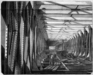 Arquitectura: vista interior del Puente Metálico de Burdeos, Gironda (33)