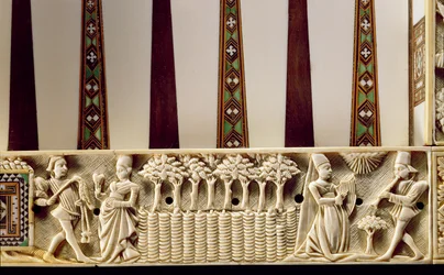 Borde de un tablero de backgammon que representa a una pareja de amantes, 1415