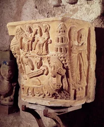 Capitel que muestra La Anunciación, la Visitación y la Natividad, siglo XII