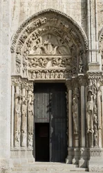 Catedral de Chartres, bahía a la izquierda de la puerta real mirando al oeste, llamada la ascensión