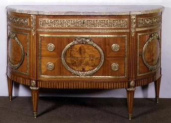 Cómoda, con paneles de marquetería de madera de tulipán, monturas de bronce dorado, por Joseph Stockel