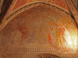 Representación de la Crucifixión con María y San Juan