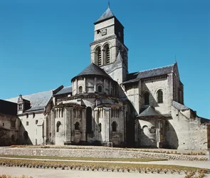 Exterior de la iglesia abacial