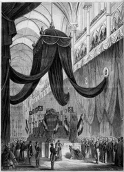 Funeral de Esprit Victor Elisabeth Boniface de Castellane (1788-1862), mariscal francés: Catafalco del difunto durante la ceremonia religiosa celebrada en la catedral de Lyon, Ródano (69)