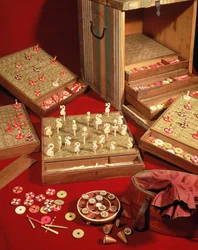 Juego de lotería del Delfín inventado por Luis XIV (1638-1715) (madera y marfil)