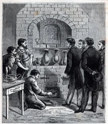 Instalación del pirómetro por Alexandre Brongniart (1770-1847) científico francés en la manufactura de Sèvres - Grabado en “Ciencias llevadas a la casa de todos - física y química populares” por Alexis Clerc - Finales del siglo XIX. Colección privada.