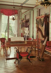 Interior de la sala de música de la Emperatriz Josefina