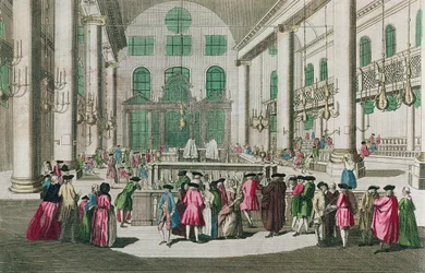 Interior de una Sinagoga durante el Festival de Purim
