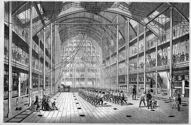 Vista interna del gimnasio Triat en París
