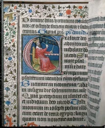 Rey David tocando un carillón, ilustración de un salterio, principios del siglo XV