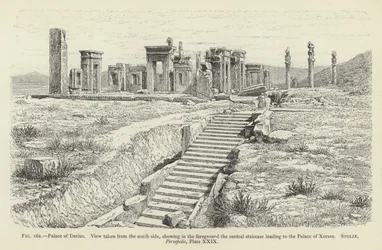 Palacio de Darío, Vista tomada desde el lado sur, mostrando en primer plano la escalera central que conduce al Palacio de Jerjes