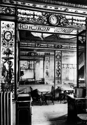 París, dentro del café, el Grand Vefour.