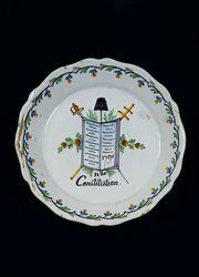 Plato adornado con el Libro de la Constitución, asociado con los Tres Órdenes, 1791