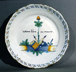 Plato que representa el Árbol de la Libertad, declarando Libertad o Muerte, c.1792 (cerámica)