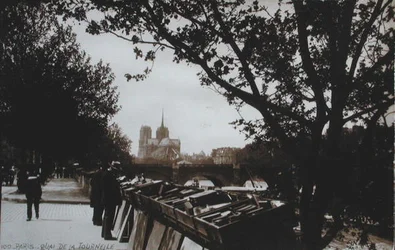 Postal que representa a los Bouquinistes a lo largo del Quai de la Tournelle, París, c.1930-40