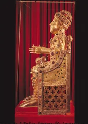 Estatua relicario de Santa Foy, c.980 (oro, plata, madera, piedras preciosas y semipreciosas)