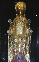 Estatua relicario de San Foy