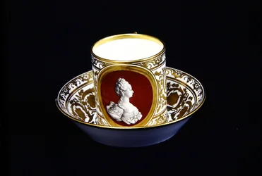 Taza y platillo de Sèvres con una efigie de María Antonieta, c.1773-4