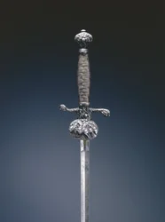 Espada pequeña (acero, incrustaciones de aleación de cobre, madera y alambre de acero)