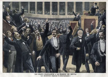 Socialistas cantando La Internacional en la Cámara de Diputados de Francia en plena sesión, en presencia de Georges Clemenceau (1841-1929) - «Le Petit Journal», mayo de 1909