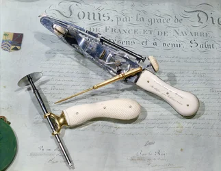 Instrumentos quirúrgicos utilizados para la amputación en la época del Barón Dominique Jean Larrey (1766-1842)