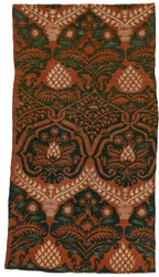 Fragmento de tapiz con motivos damasquinados, francés o alemán, fabricado en el siglo XVI (lana)
