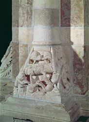 La muerte de Lázaro y el hombre rico, de un capitel en la nave, c.1150