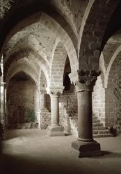 El antiguo Almonry, vista interior de la Abadía