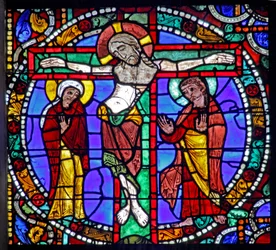 La ventana de la Pasión: La crucifixión con Santa María y San Juan