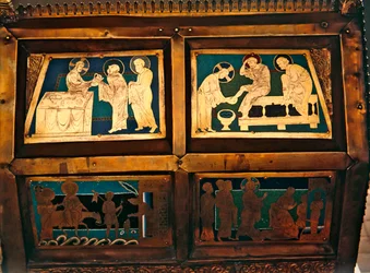 La resurrección de Lázaro, detalle del relicario de San Marcos, c.1210-30