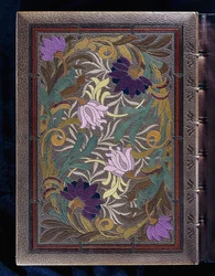 Cubierta superior de libro, con diseño semi-naturalista de lotos y cabezas de flores de madreselva, 1886