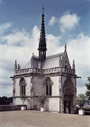 Vista de la Capilla Saint-Hubert del Chateau Amboise, terminada en 1493